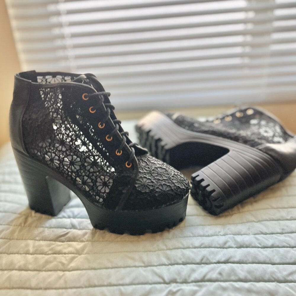 (Women 10) Black Lace Platform Booties with Chunky Heel